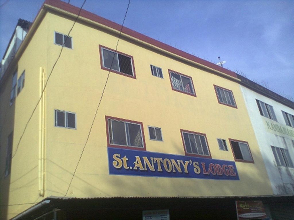Kochi St. Antonys Lodge מראה חיצוני תמונה